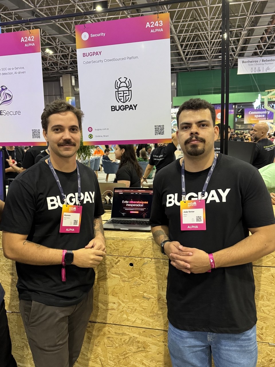 Representantes da BUGPAY em evento de cibersegurança
